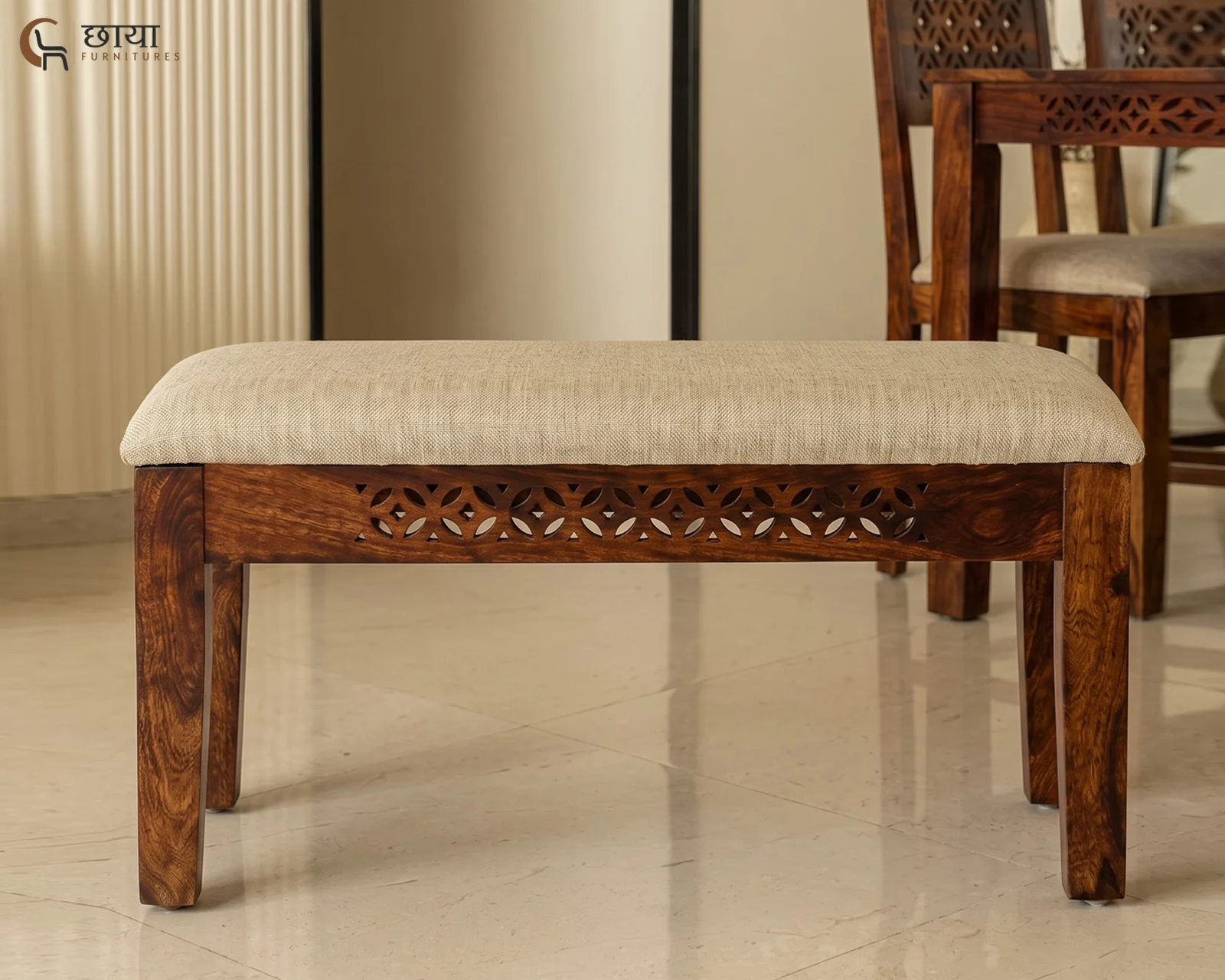 Luxe 4 Seater Dining Table Set With Bench (Honey Finish) — front